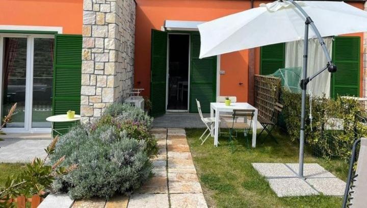 Ferienwohnung Casaluna Ventimiglia Exterior foto